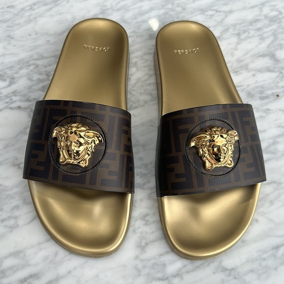 Versace authentic - Fendace leather slides - Picture 2 of 3